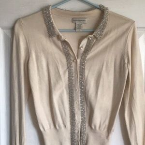 Women’s banana republic  XS sweater cardigan beaded pearl button cream color